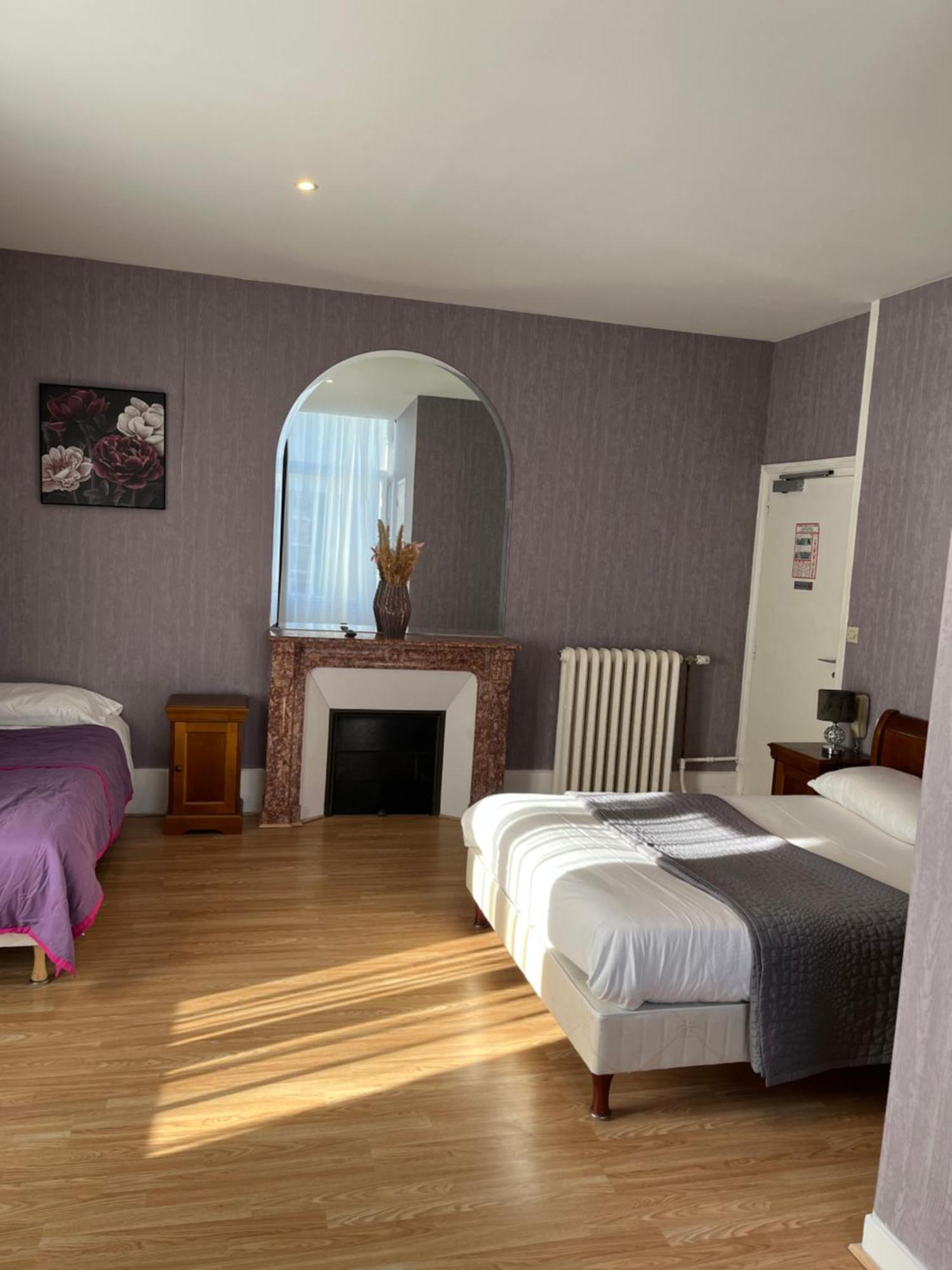 Hotel Le Beau Site Gien Kültér fotó