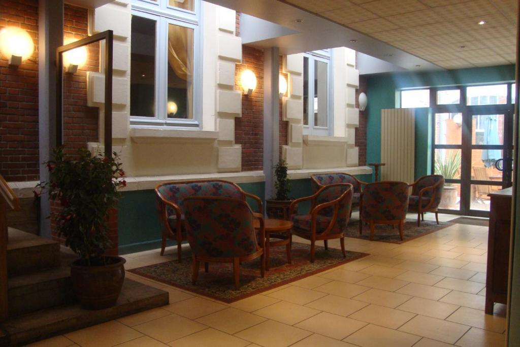 Hotel Le Beau Site Gien Kültér fotó