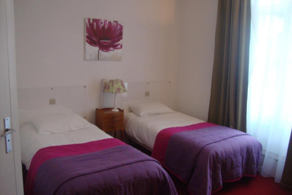 Hotel Le Beau Site Gien Szoba fotó