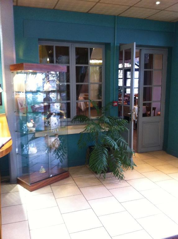 Hotel Le Beau Site Gien Kültér fotó